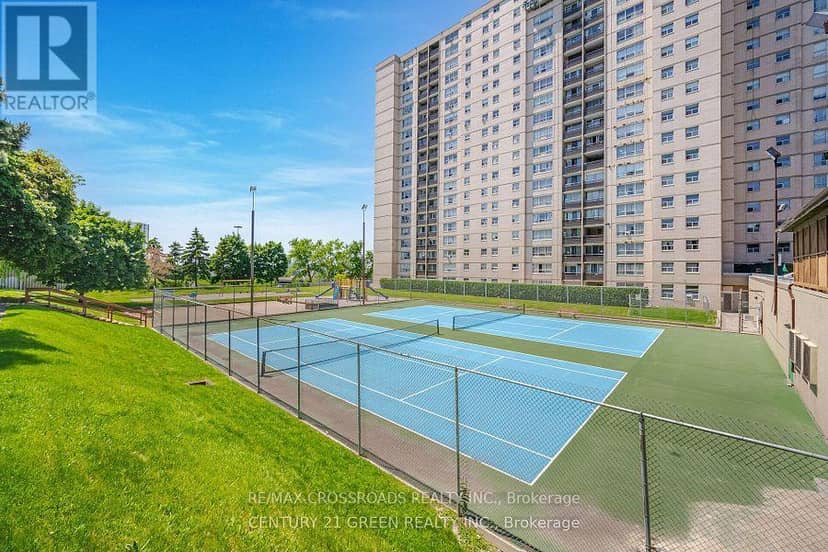 1109 - 5 Parkway Forest Drive — photo 25 of 26