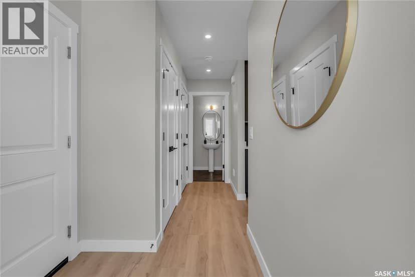 128 155 McFaull WAY — photo 3 of 40