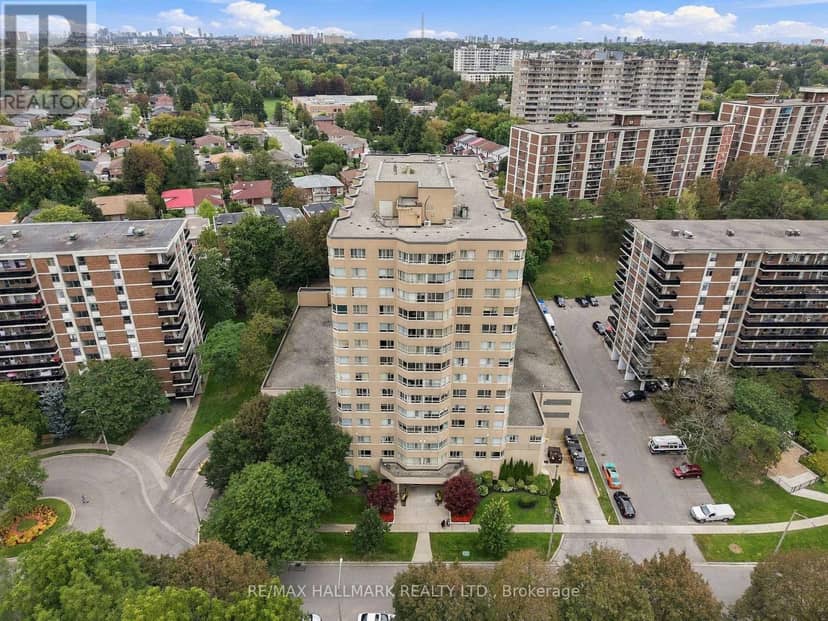 303 - 4 Park Vista, Toronto, photo 3