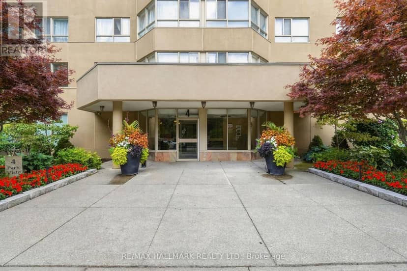 303 - 4 Park Vista, Toronto, photo 5