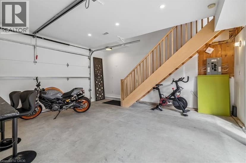 40 STANLEY Avenue — photo 39 of 40