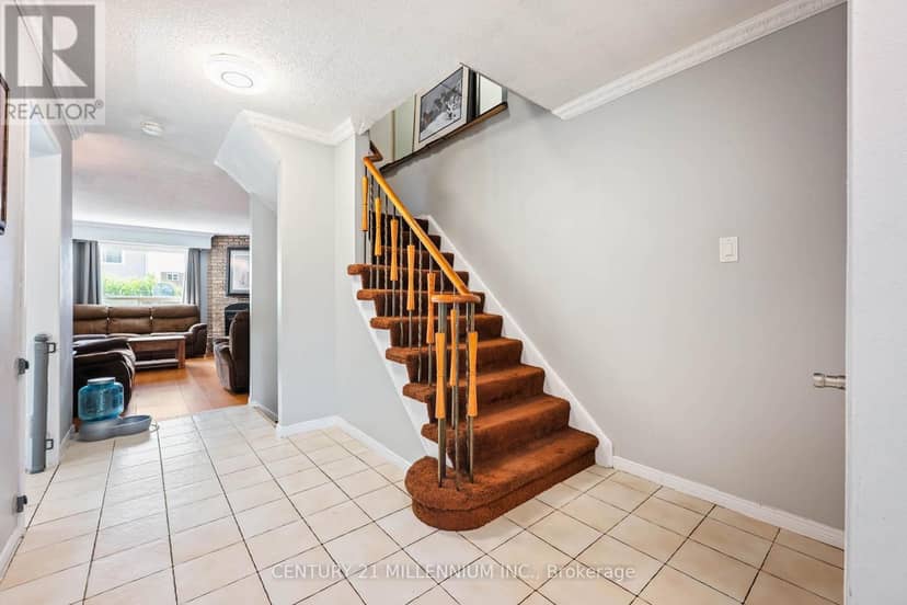 65 Primrose Crescent — photo 7 of 35