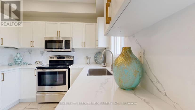 784 Ormond Drive — photo 17 of 40