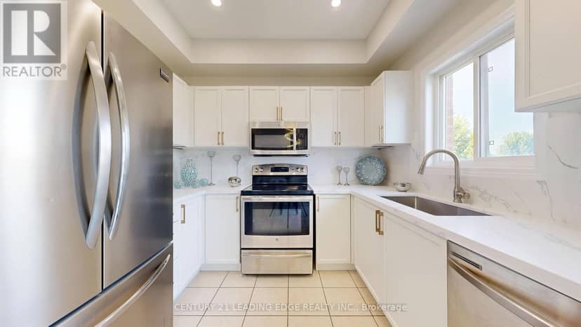 784 Ormond Drive — photo 11 of 40