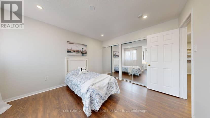 784 Ormond Drive — photo 25 of 40