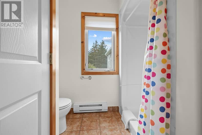 64 Lecky Crescent, Thunder Cove — photo 19 of 40