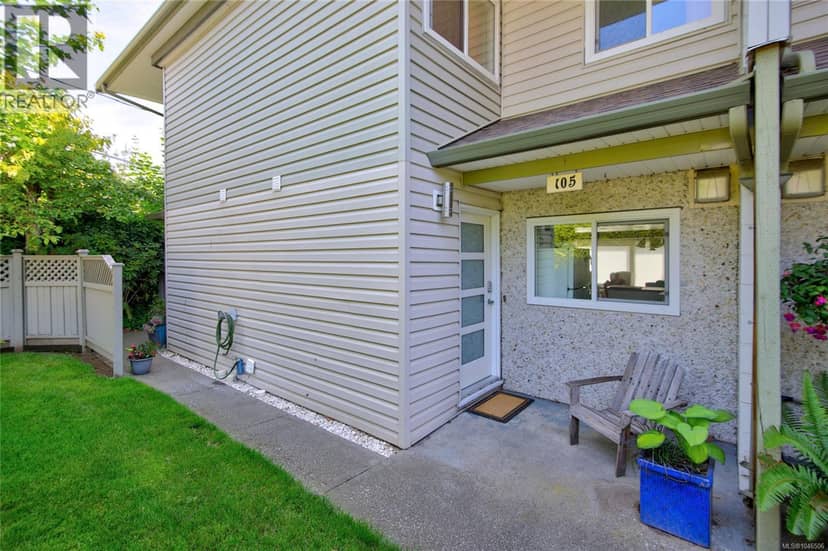 105 1537 Noel Ave — photo 1 of 40