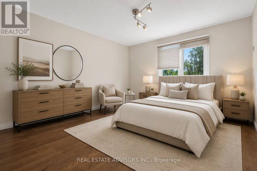 1 Bronte Road — photo 10 of 40