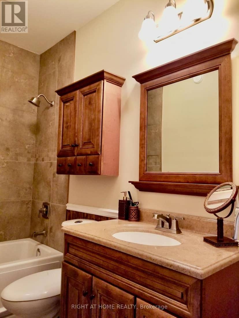 376 Sandford Road — photo 9 of 29