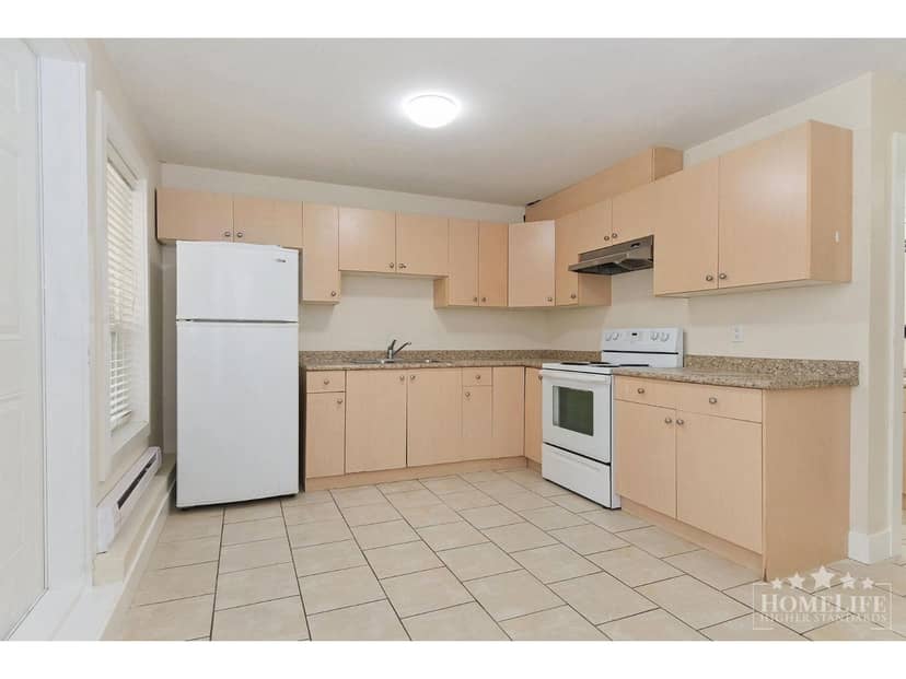 Basement 12970 60 AVENUE, Surrey, photo 4
