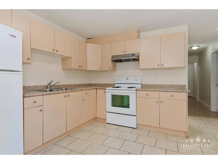 Basement 12970 60 AVENUE, Surrey, photo 5