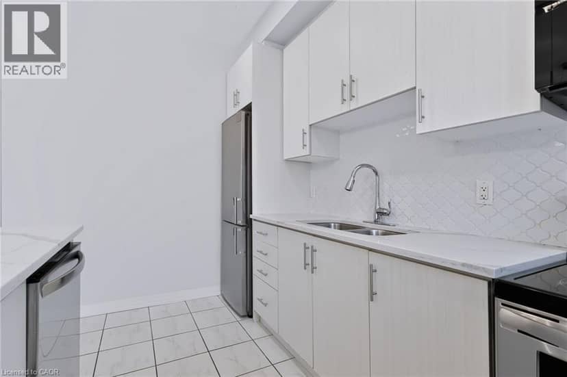 290 BARTON Street W Unit# 22 — photo 14 of 40