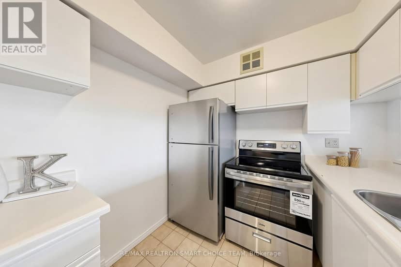 504 - 50 Kingsbridge Garden Circle — photo 11 of 39
