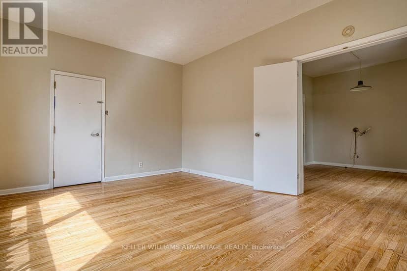 24 Indian Road Crescent — photo 17 of 28