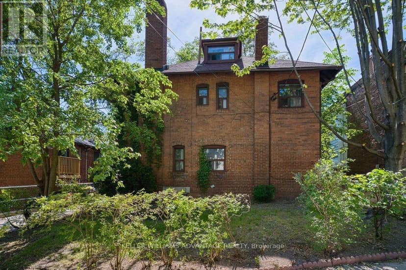 24 Indian Road Crescent, Toronto, photo 2