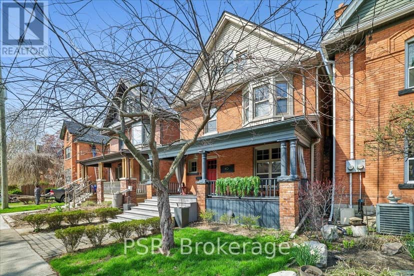 40 Stanley Avenue — photo 2 of 40