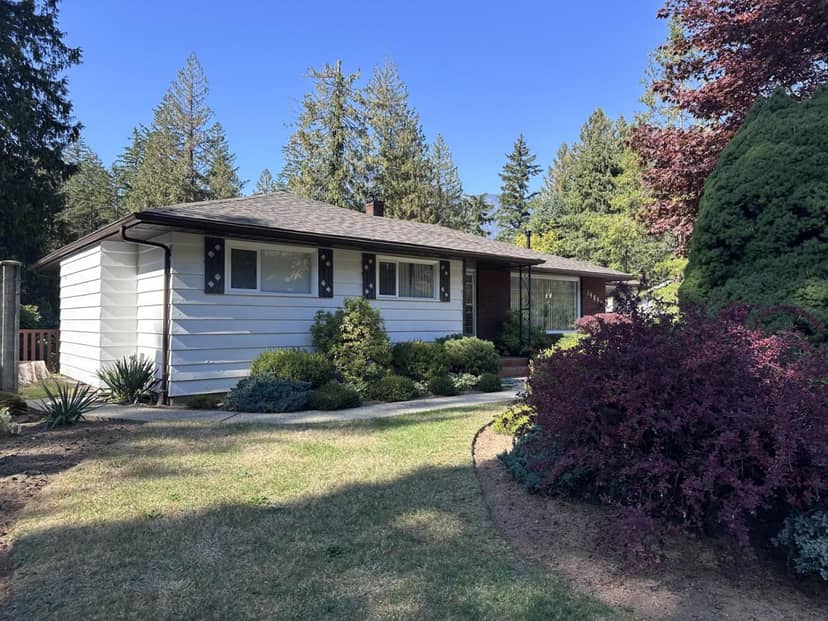 19899 SILVERHOPE ROAD, Hope, Hope