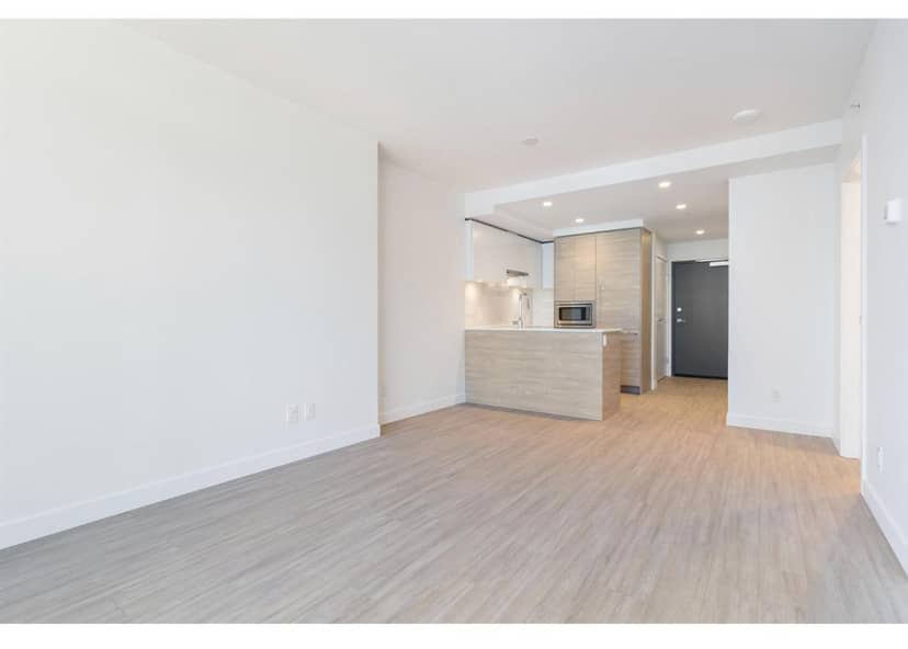605 13655 FRASER HIGHWAY, Surrey, photo 4