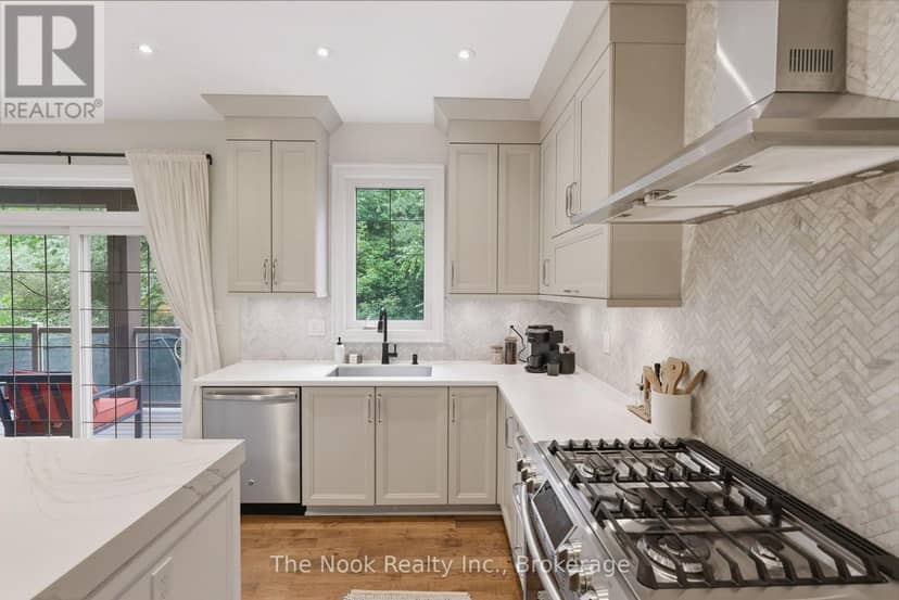 34 Mahaffy Place — photo 11 of 40