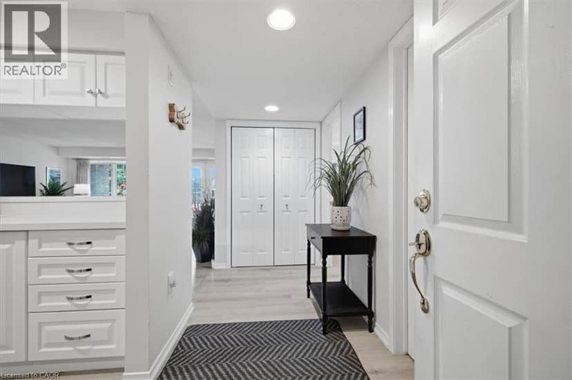 216 PLAINS Road W Unit# E305, Burlington, photo 5