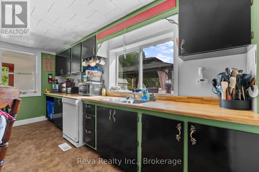 834 Hybla Road — photo 11 of 35