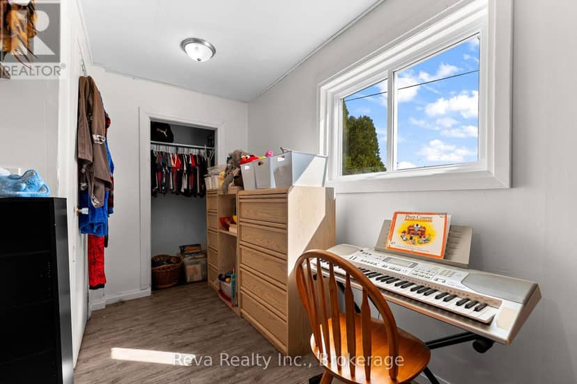 834 Hybla Road — photo 13 of 35
