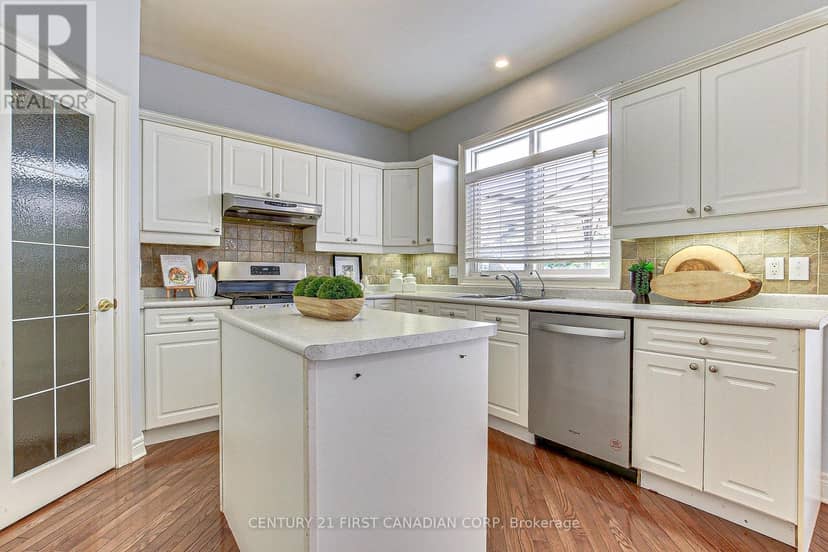 322 Chambers Place — photo 13 of 31