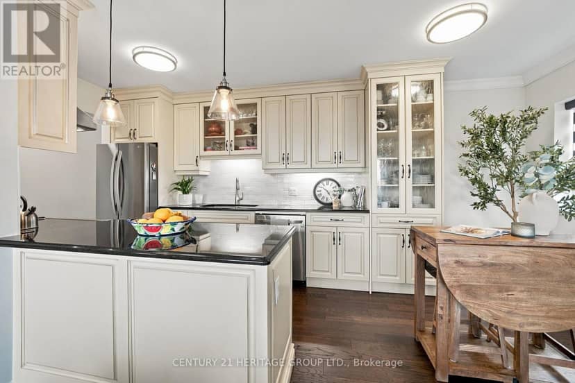 303 - 350 Concession Street — photo 24 of 40