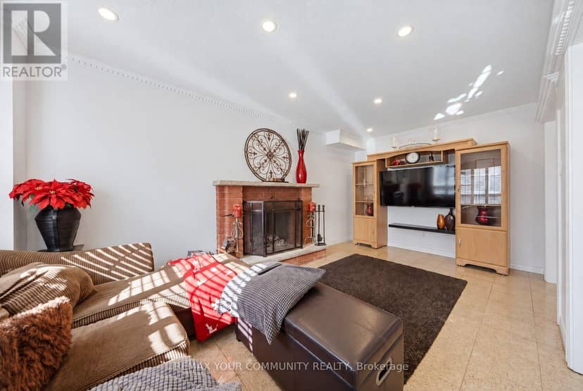 44 Candy Crescent W — photo 14 of 40