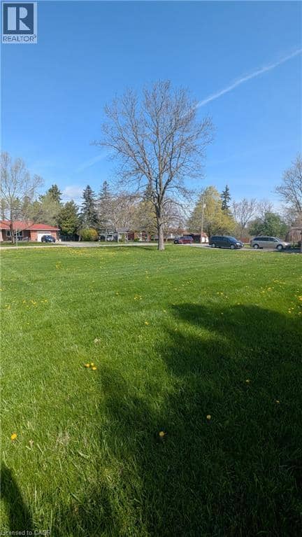 36 WALLIS Avenue — photo 14 of 15