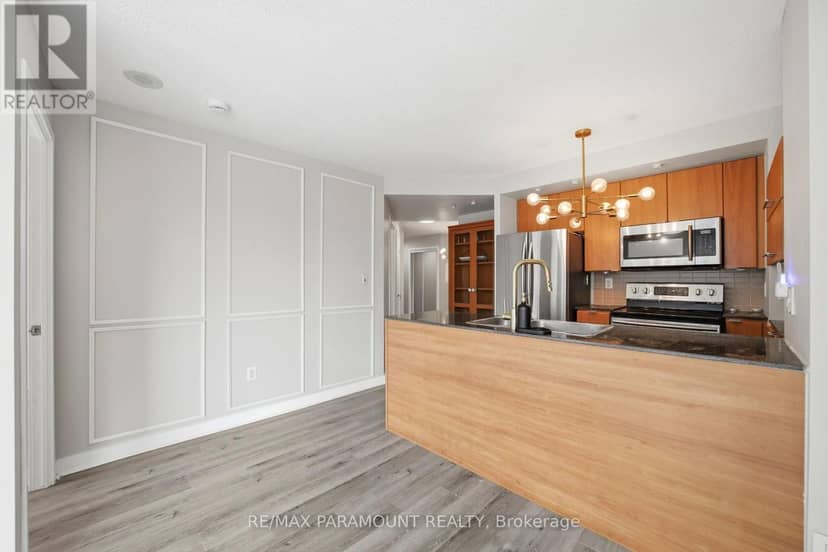 215 - 11 Brunel Court — photo 9 of 25
