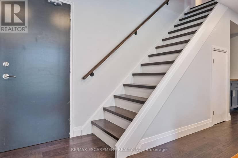 5 - 469 Claridge Road — photo 14 of 27