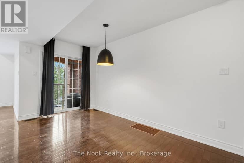 27 Blunden Road — photo 15 of 32