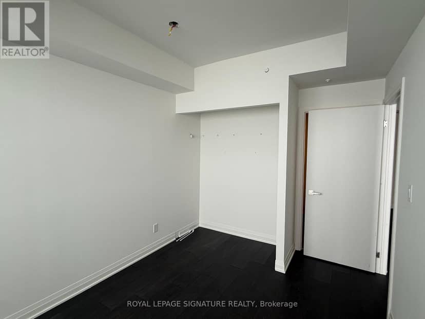 5701 - 4015 The Exchange — photo 12 of 16
