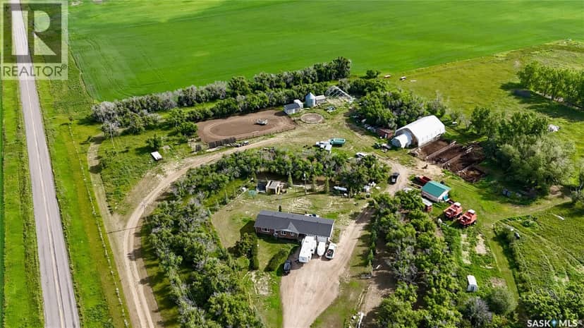 Steinkey Acreage — photo 1 of 40