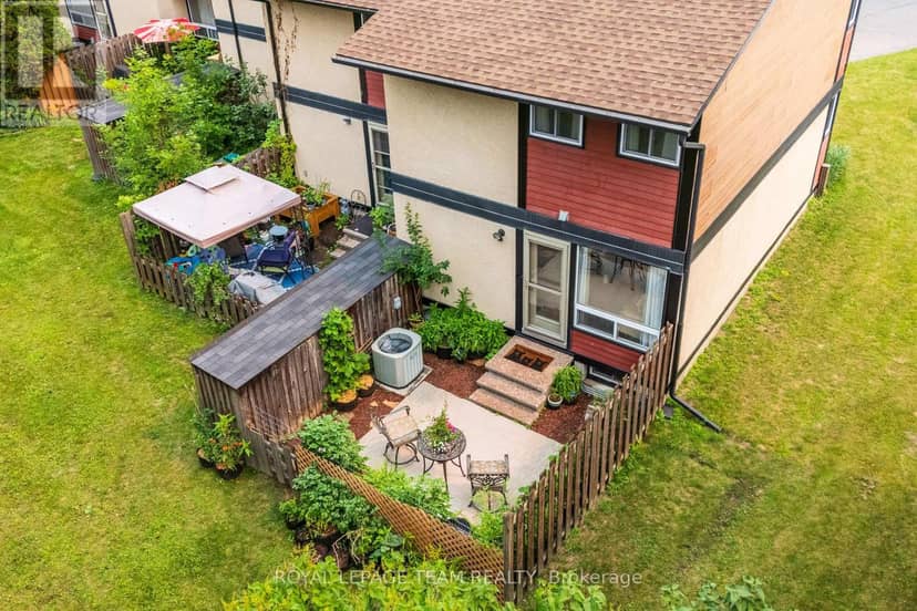 68 - 82 McClintock Way — photo 32 of 36