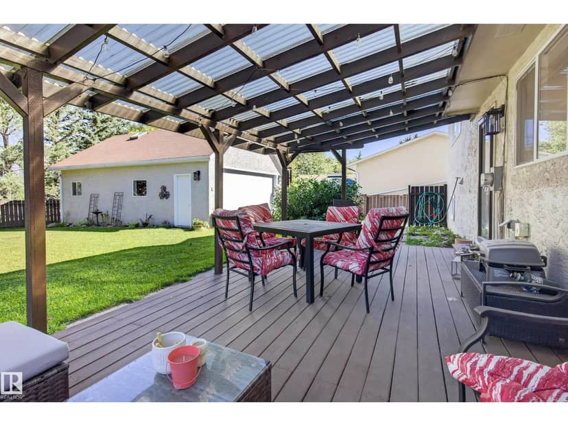 3606 37 AV — photo 40 of 40