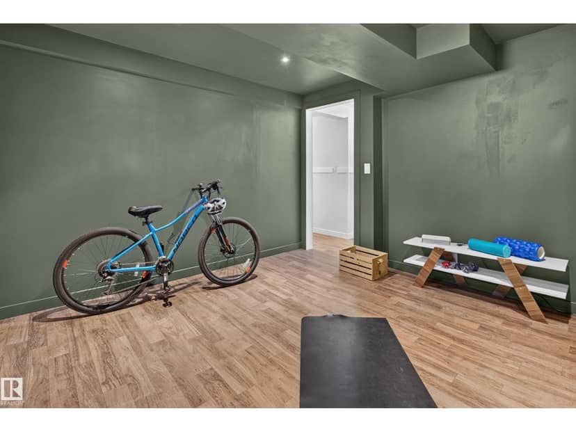 3606 37 AV — photo 37 of 40