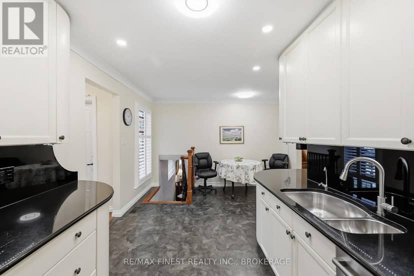 935 Brodie Avenue — photo 27 of 40
