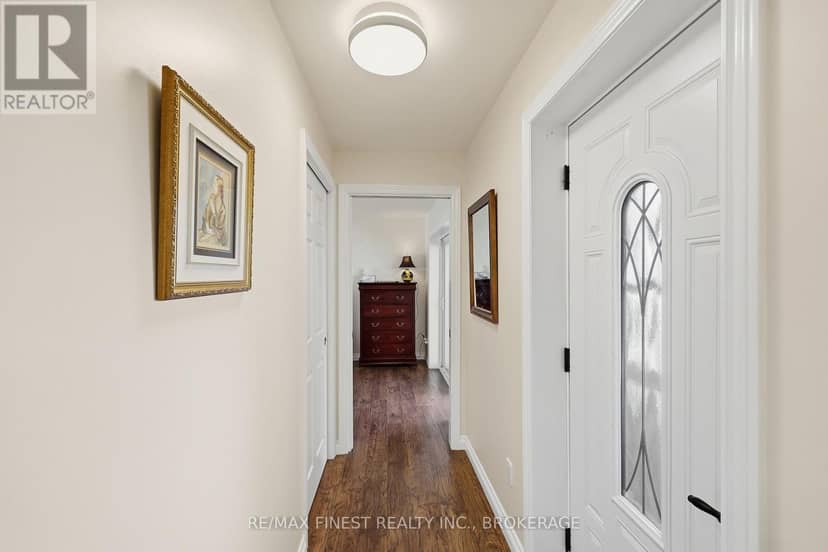 935 Brodie Avenue — photo 28 of 40