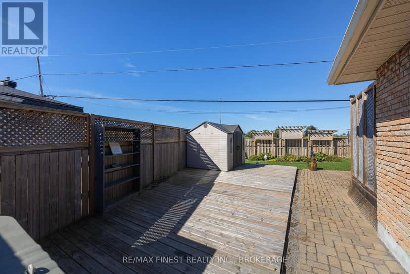 935 Brodie Avenue — photo 5 of 40