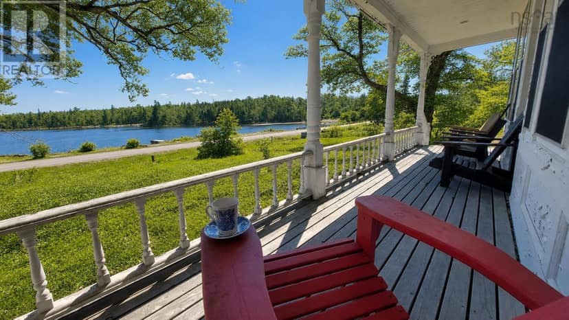 2145 Marble Mountain Rd, West Bay, photo 3