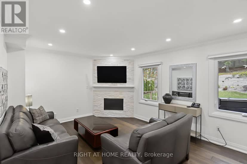 11 Harrowsmith Place — photo 15 of 40