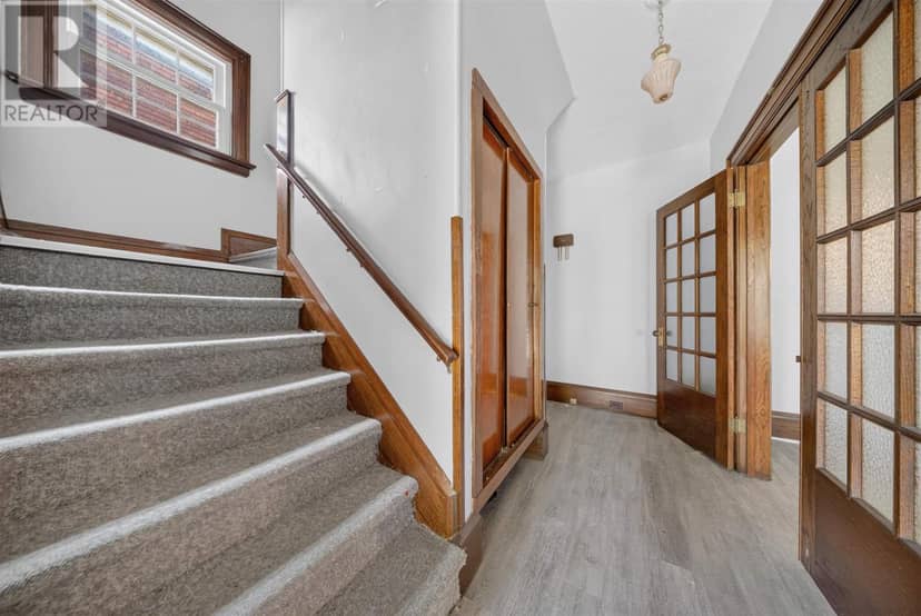 145 Albert ST W — photo 12 of 29