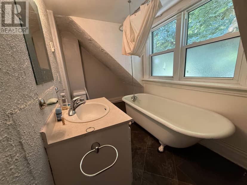 157 Church ST — photo 14 of 14