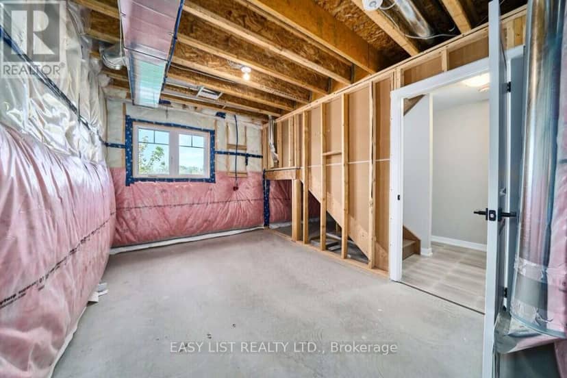 23 Addyman Crescent — photo 15 of 40