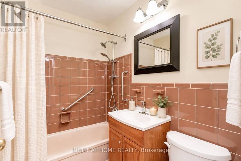 406 - 185 Stephen Drive — photo 16 of 30