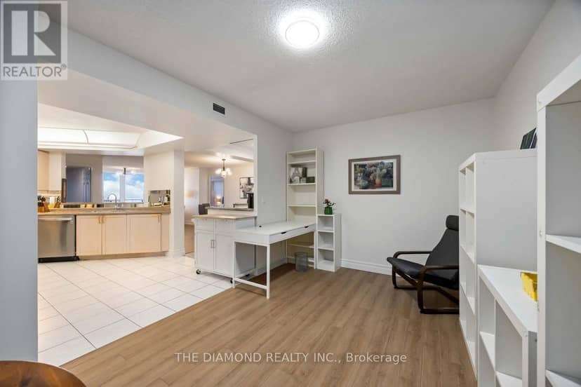 1111 - 89 Skymark Drive — photo 16 of 40