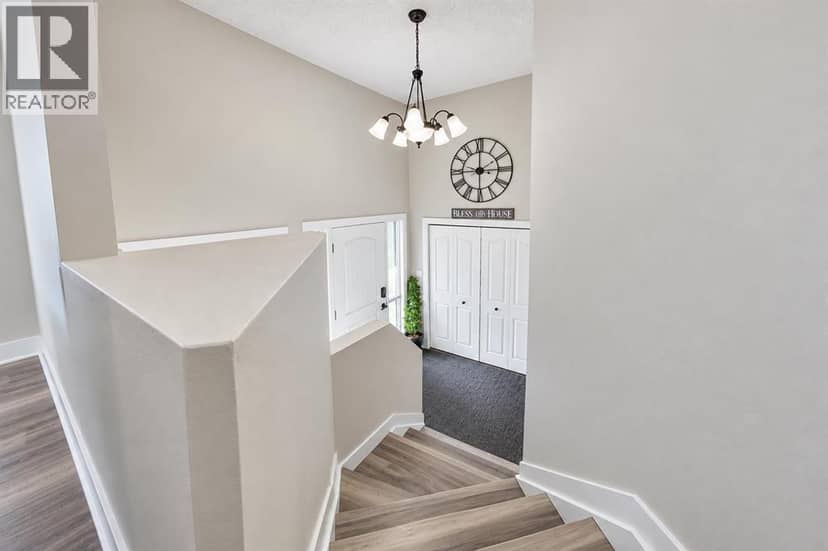 6130 52 Street Close, Ponoka, photo 4