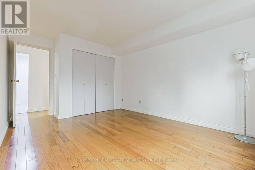 1705 - 25 Grenville Street — photo 28 of 37